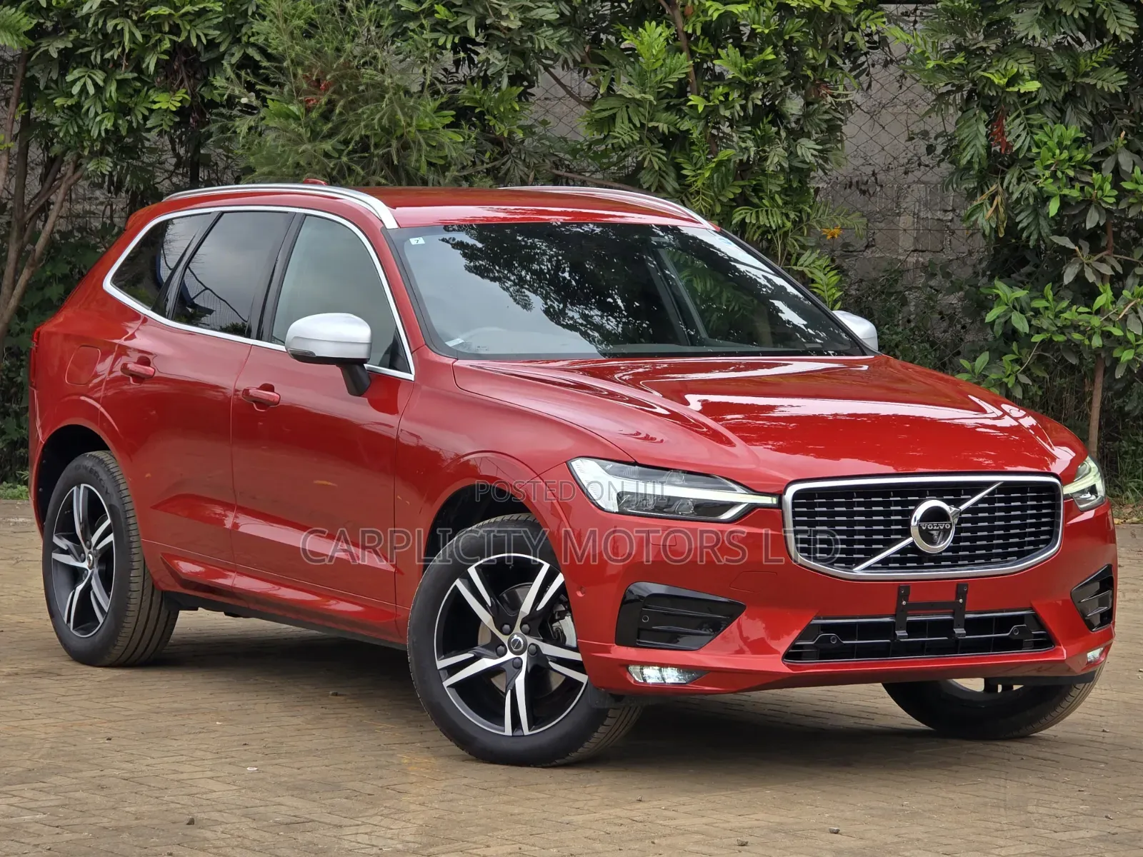 Volvo XC60 2019 Red