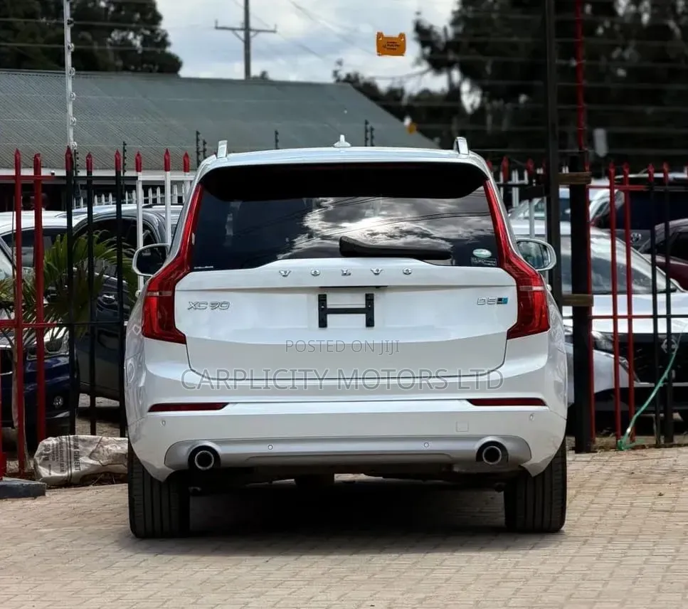 Volvo XC90 2019 White