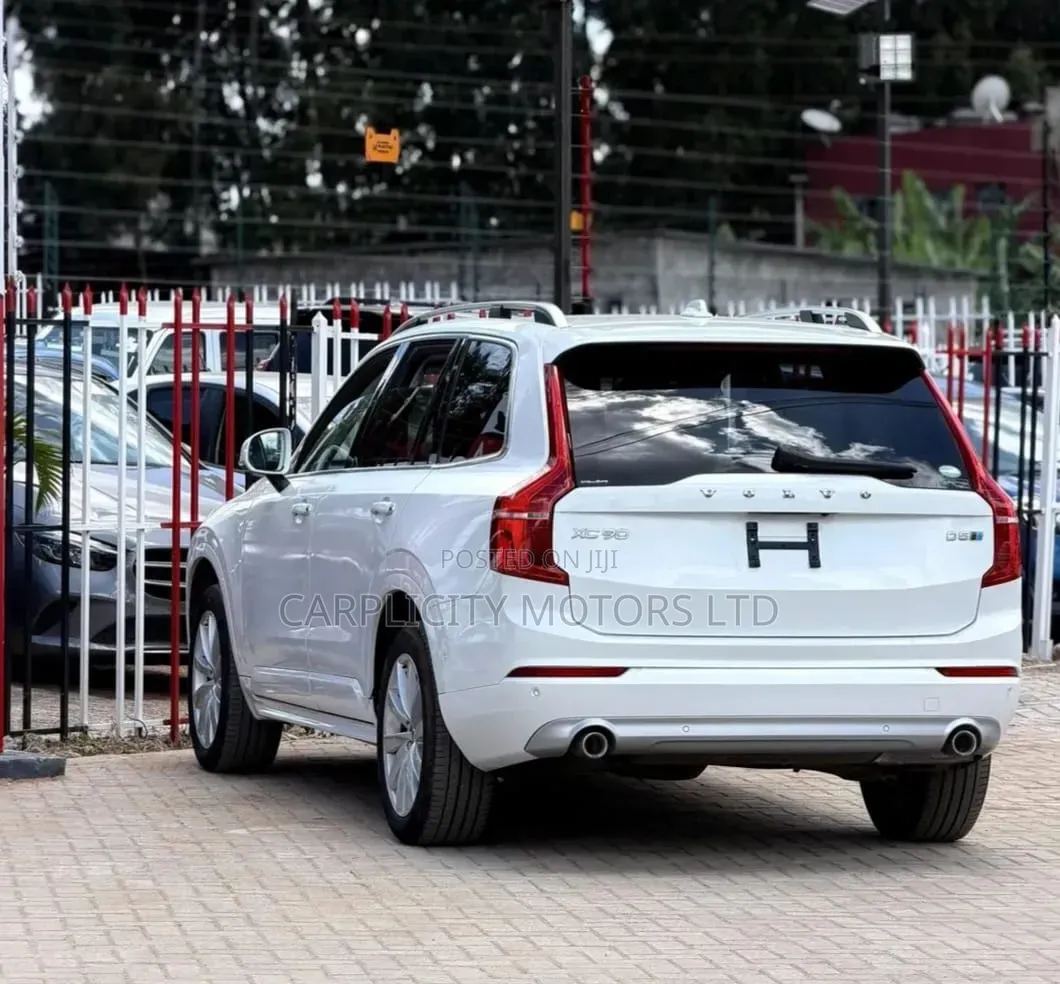 Volvo XC90 2019 White
