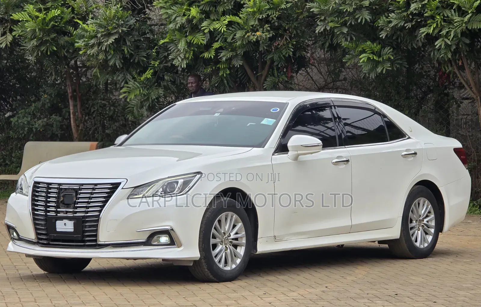 Toyota Crown 2017 White