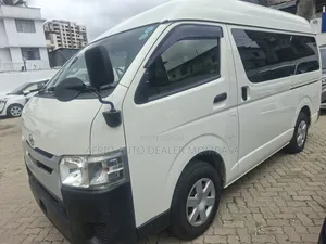Toyota HiAce 2019 White