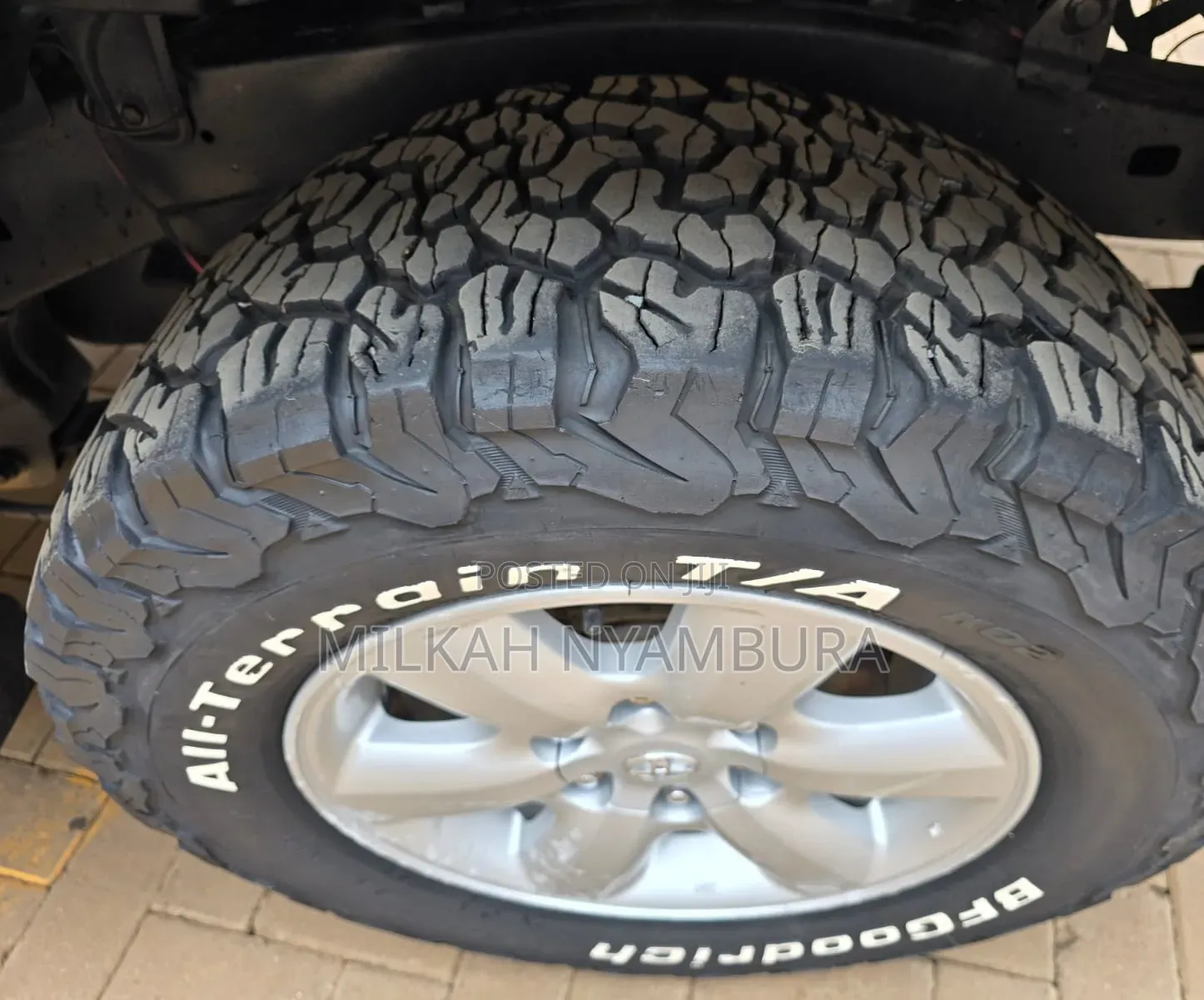 Toyota Hilux 2011 Silver