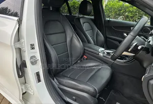 Mercedes-Benz C200 2019 White