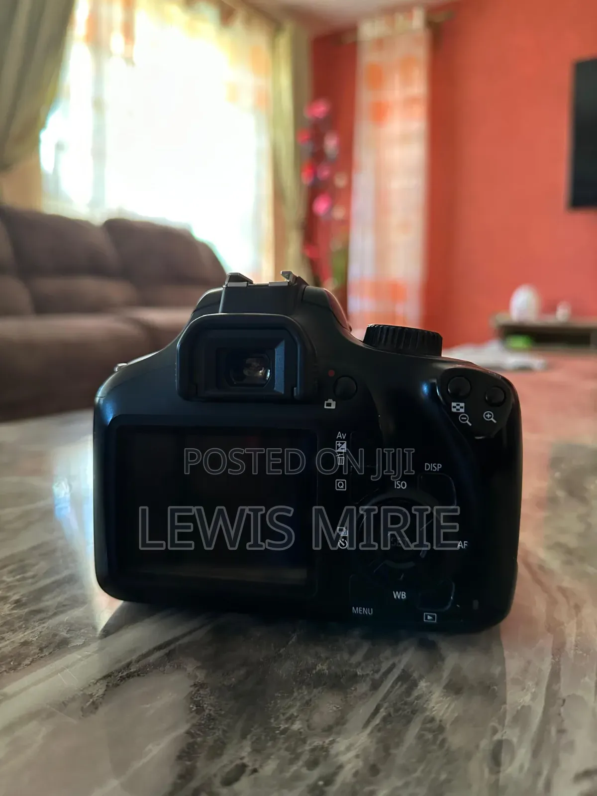 Canon 4000D
