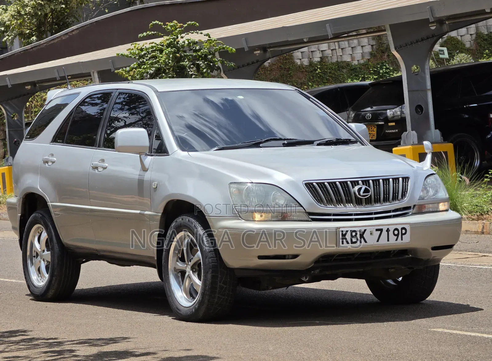 Toyota Harrier 2002 Silver