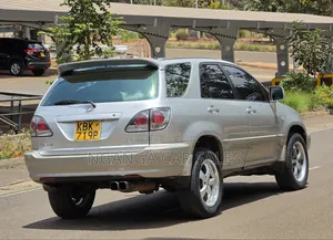 Toyota Harrier 2002 Silver