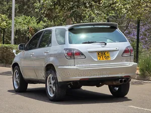 Toyota Harrier 2002 Silver