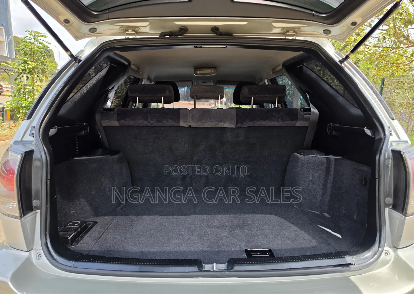 Toyota Harrier 2002 Silver