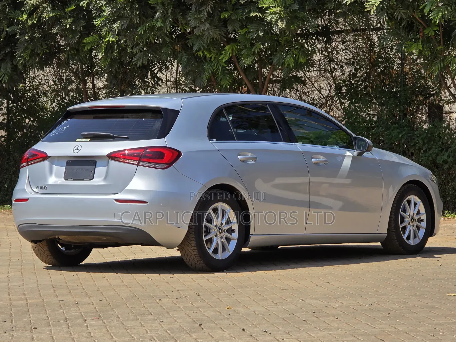 Mercedes-Benz A-Class 2018 Silver