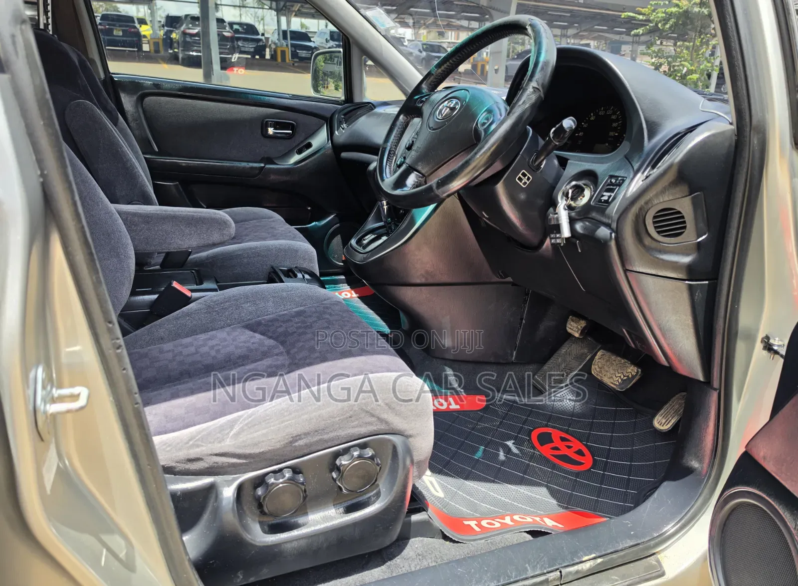 Toyota Harrier 2002 Silver
