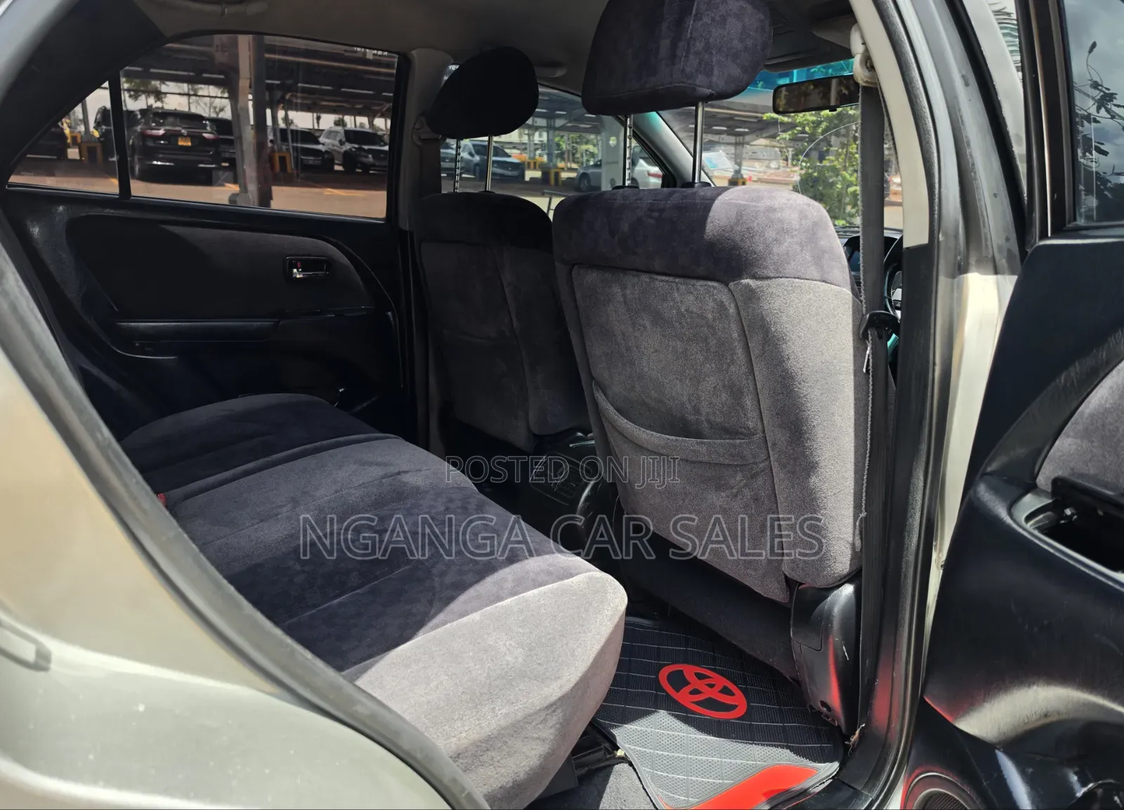 Toyota Harrier 2002 Silver