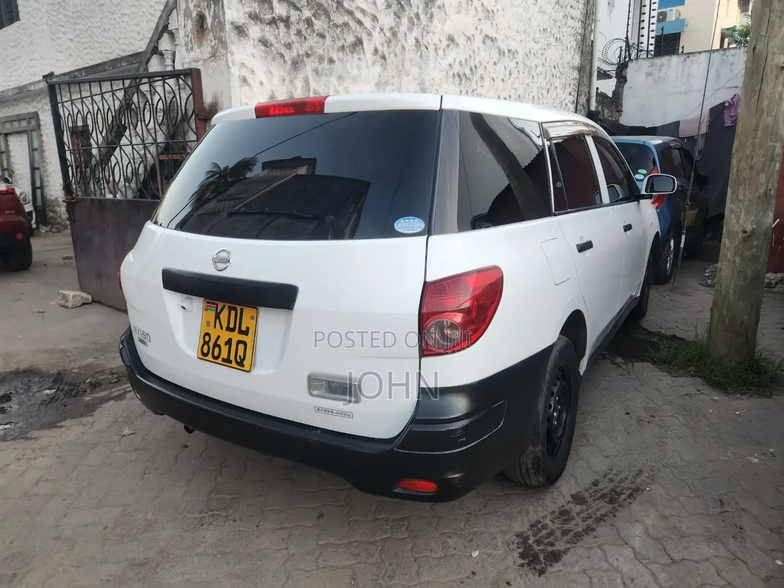Nissan Advan 2017 White