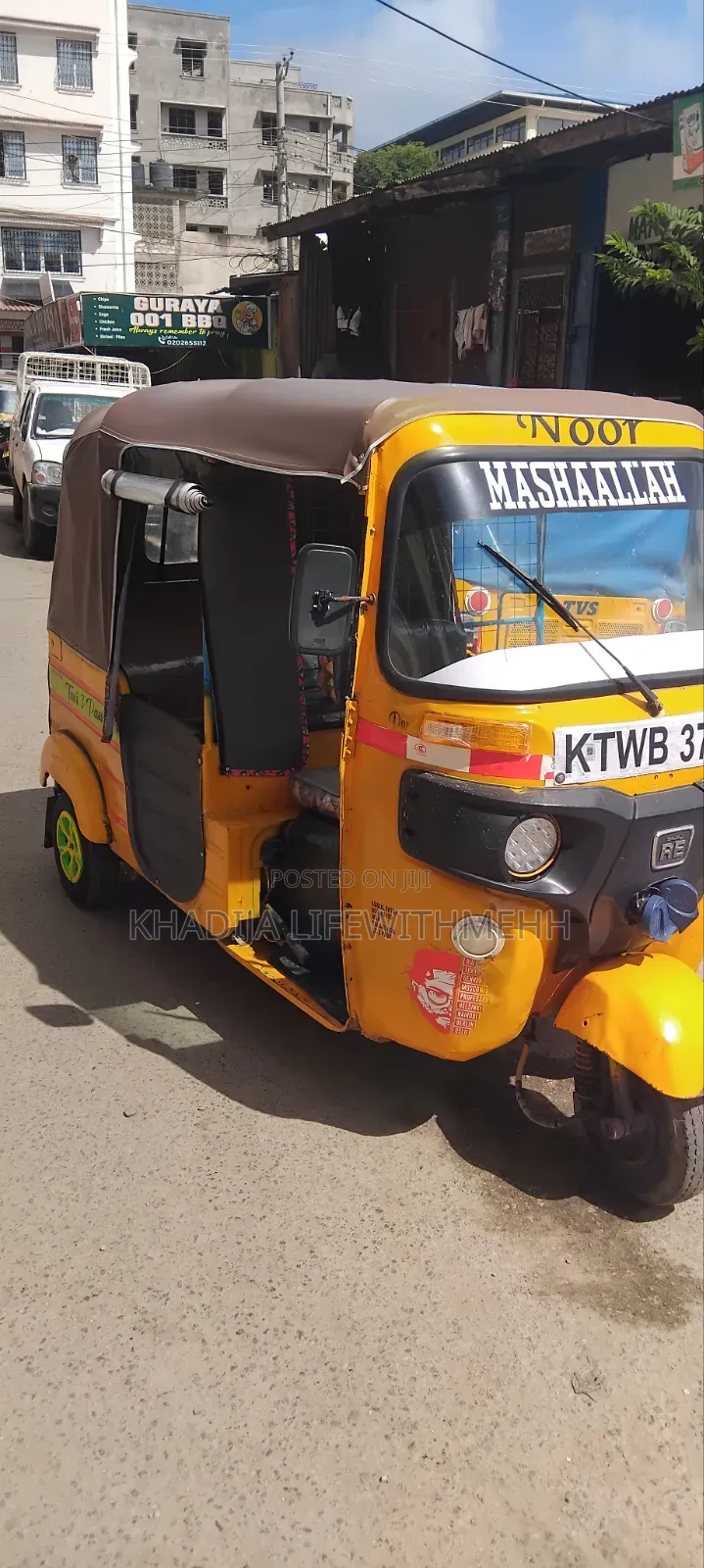 Bajaj RE 2019 Yellow