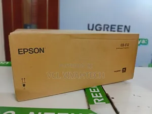 Epson Eb-E12 3600 Lumens Projector New With Hdmi
