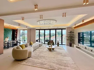3bdrm Apartment in Raphta Road Area for sale