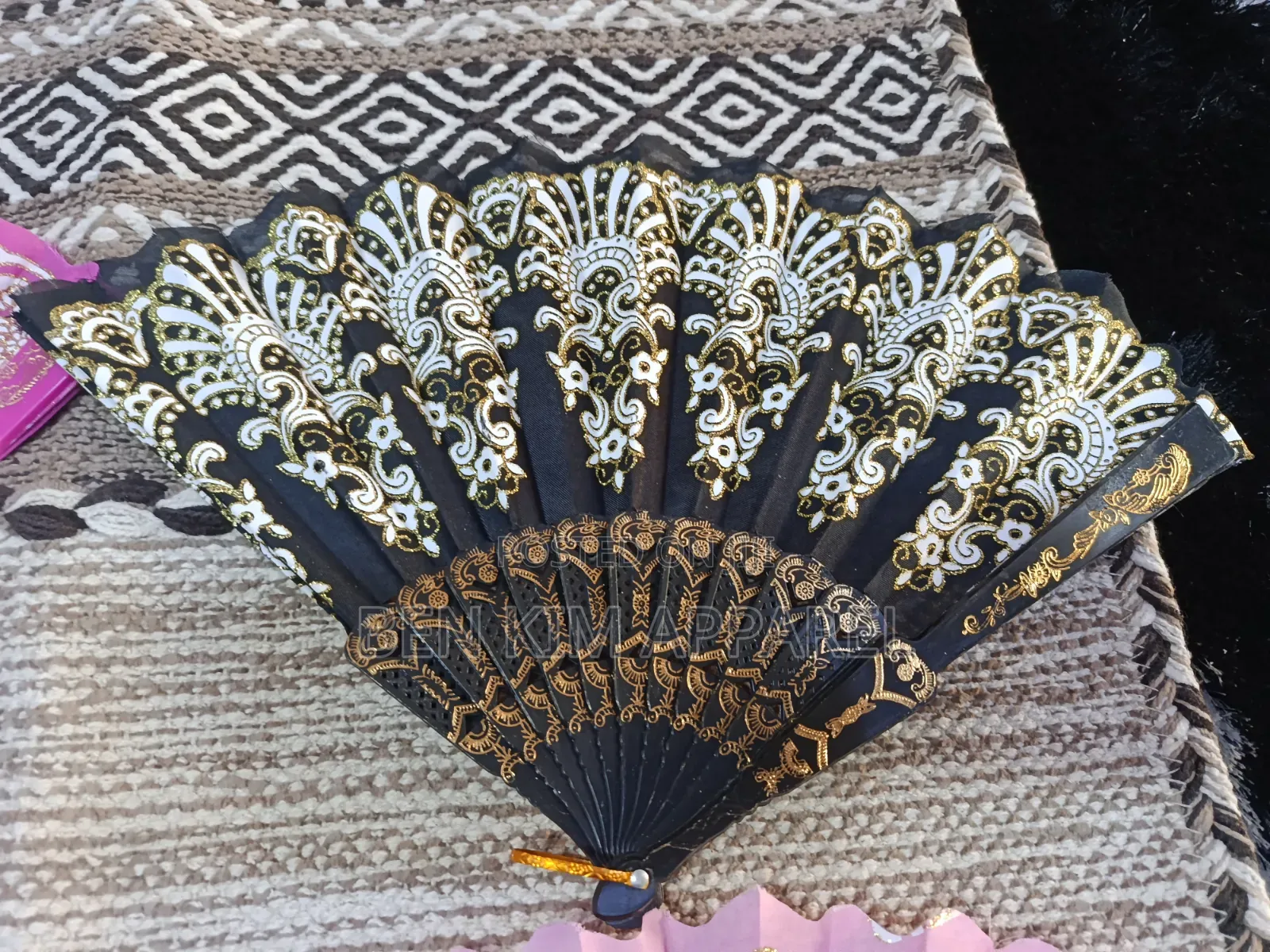 Hand Fans Fabric With Plastic Trimmings High Quality