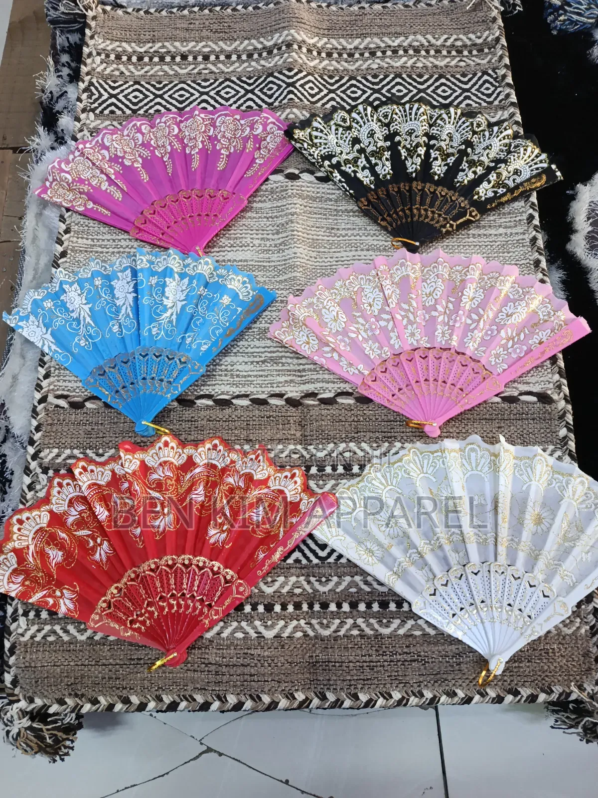 Hand Fans Fabric With Plastic Trimmings High Quality
