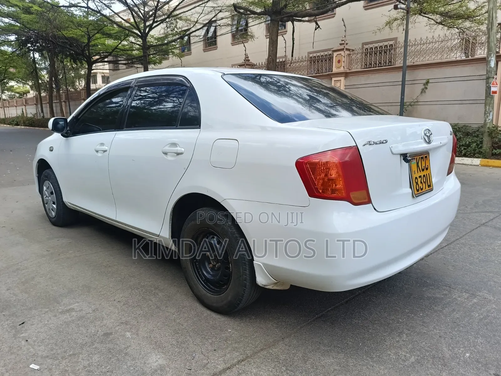 Toyota Axio 2009 White