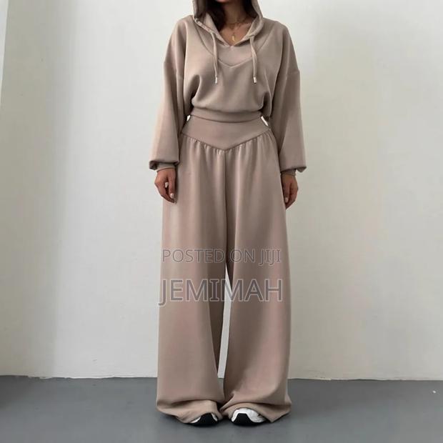 Women Tracksuit - thumbnail 3