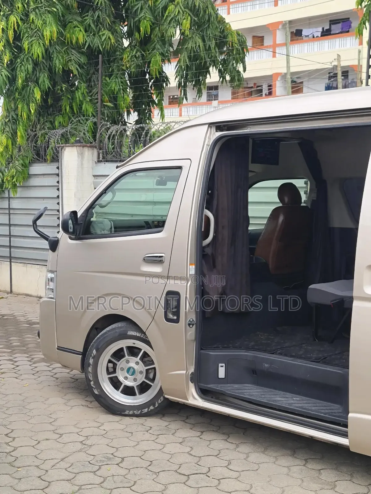 Toyota HiAce 2019 Beige