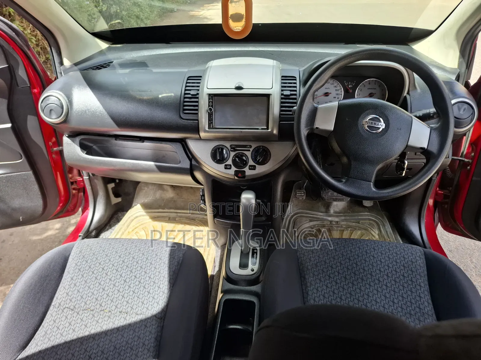 Nissan Note 1.4 2012 Red