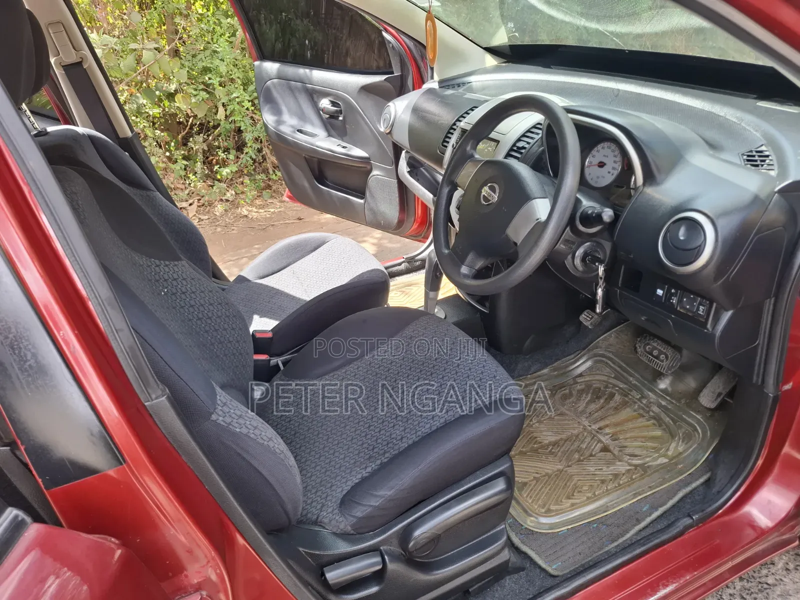 Nissan Note 1.4 2012 Red