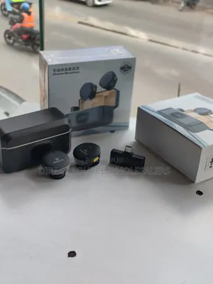 • NovaAudio C2: Dual Channel Wireless USB-C Microphone