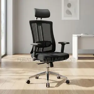 Ergonomic Office Chair With Leather Headrest