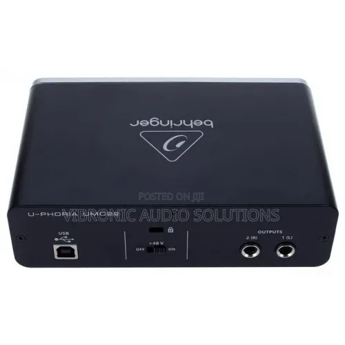 Behringer U-Phoria UMC22