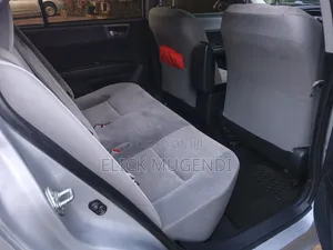 Toyota Axio 1.5 G 2WD 2012 Silver
