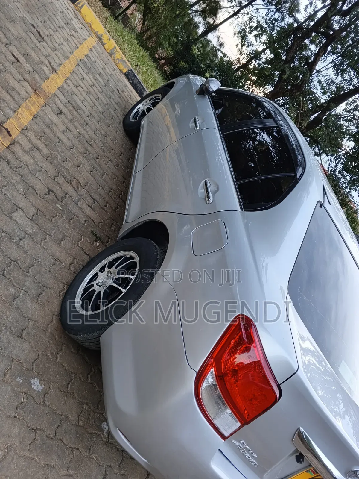 Toyota Axio 1.5 G 2WD 2012 Silver