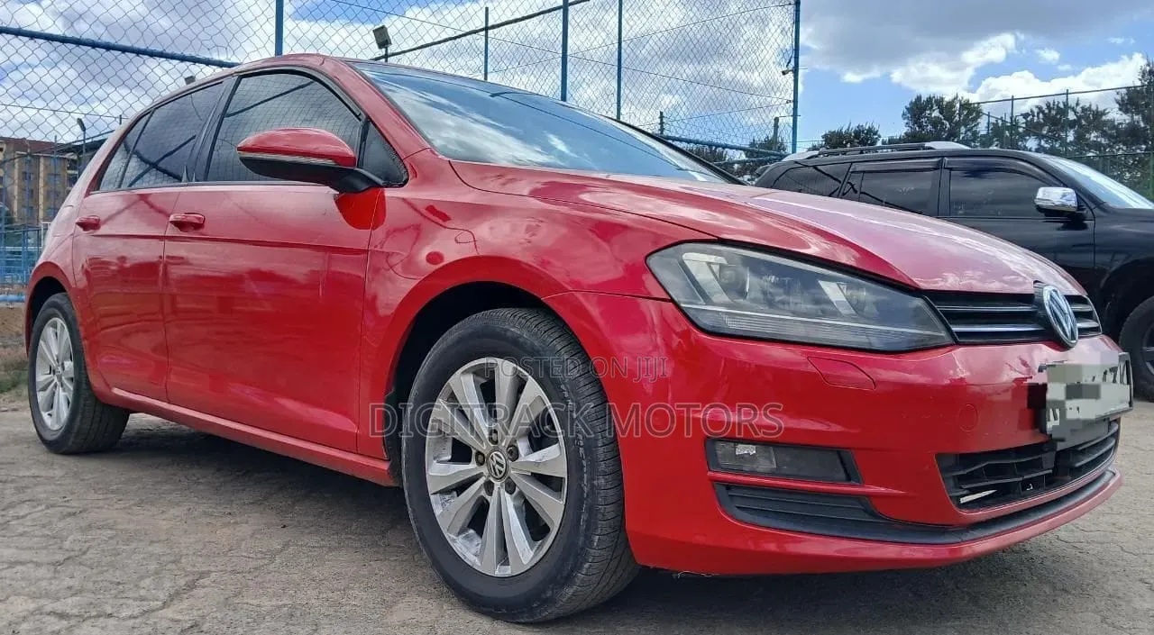 Volkswagen Golf 2015 Red