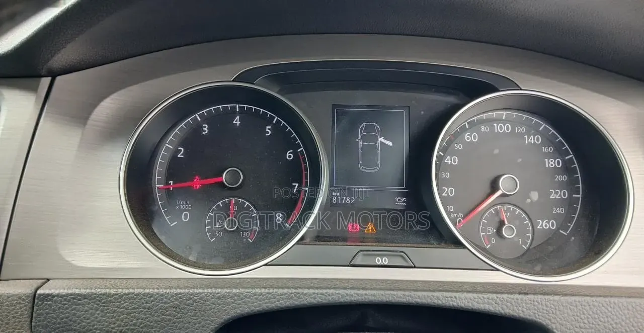 Volkswagen Golf 2015 Red