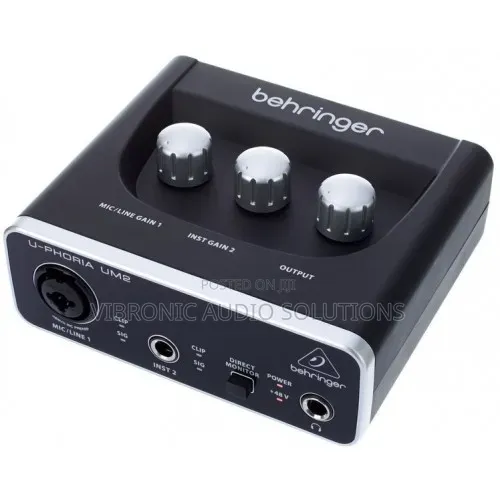 Behringer U-Phoria UM2