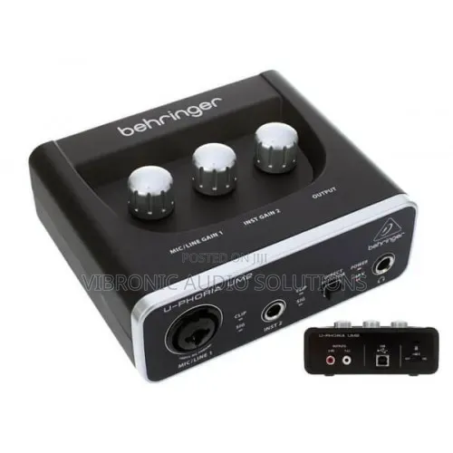 Behringer U-Phoria UM2