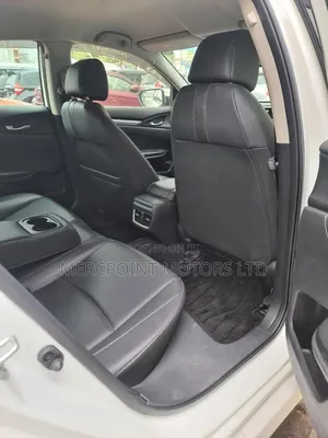 Honda Civic 2019 White