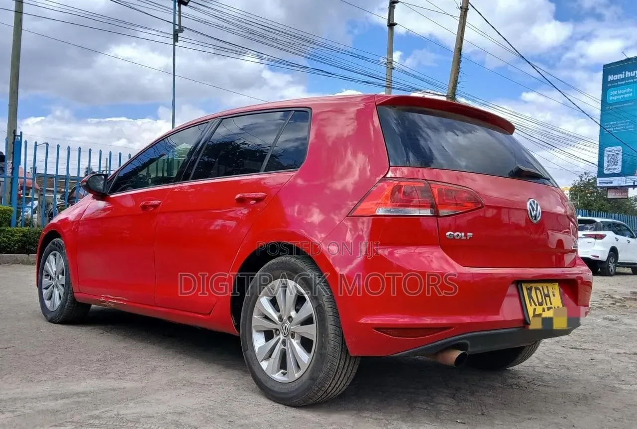 Volkswagen Golf 2015 Red