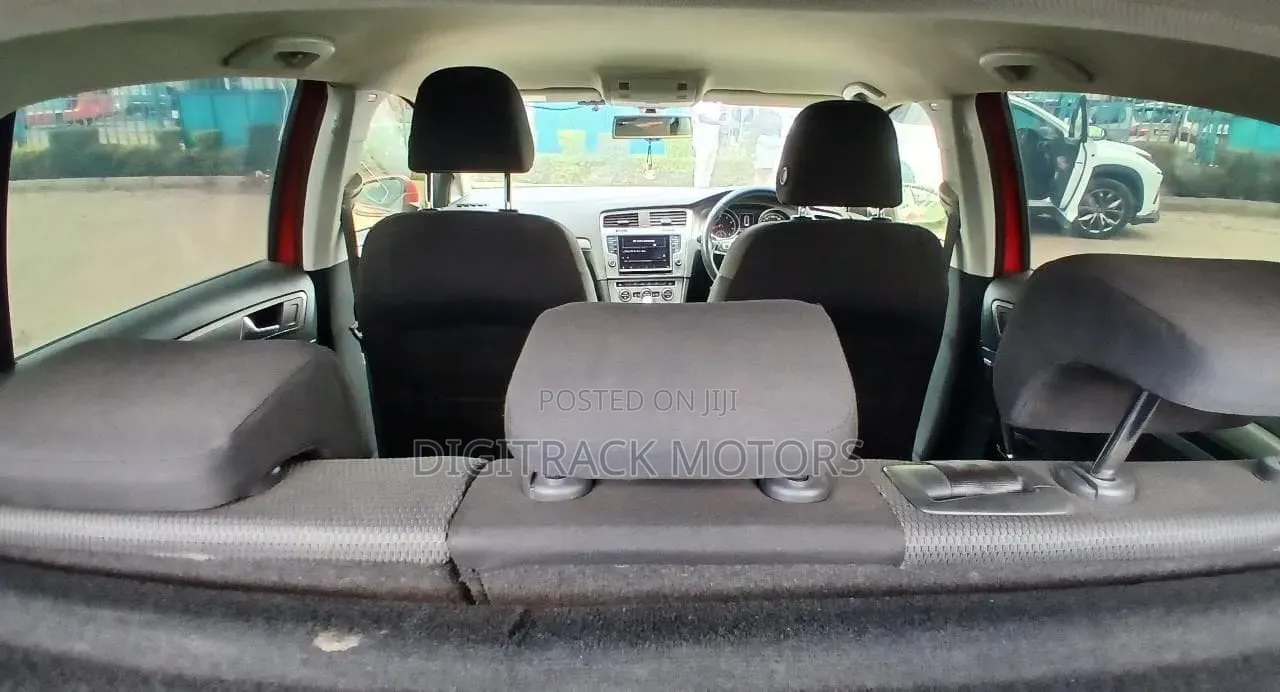 Volkswagen Golf 2015 Red