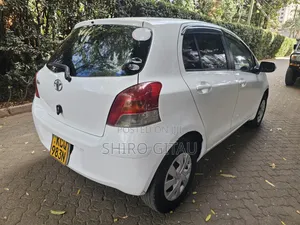 Toyota Vitz 2011 White