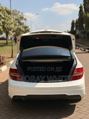 Mercedes-Benz C200 2012 White