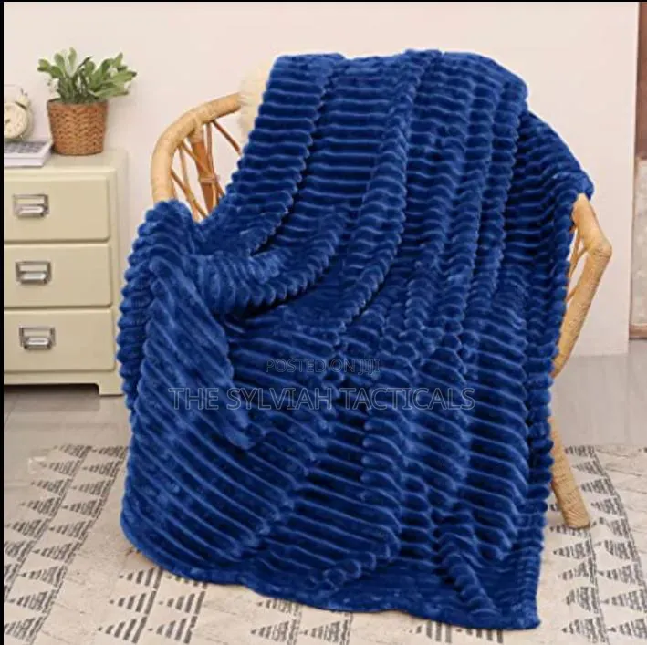 *Fuzzy Fleece Soft Throw Blanket for Couch Lightweight Throw Fleece