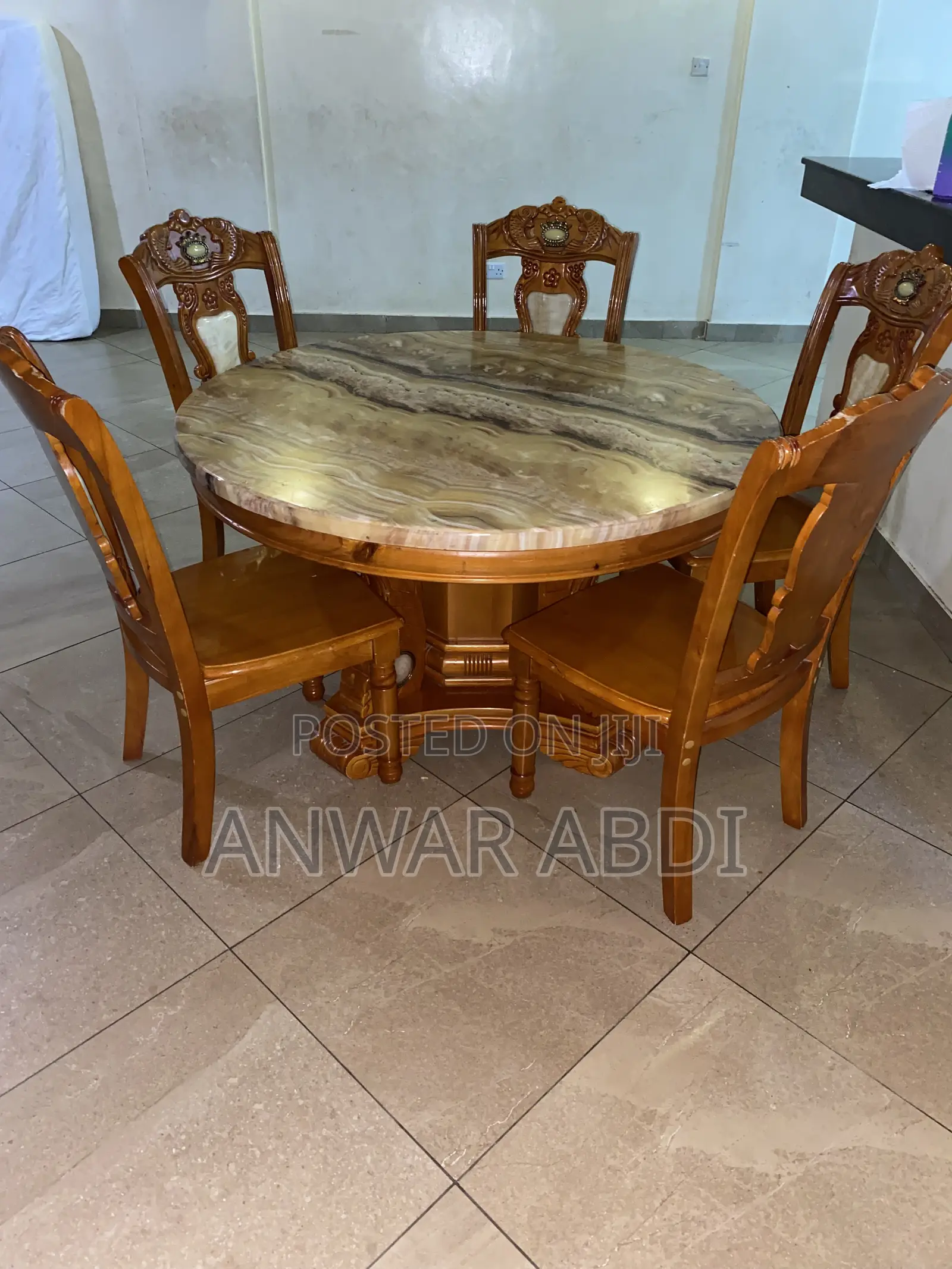 Round Marble Dining Table