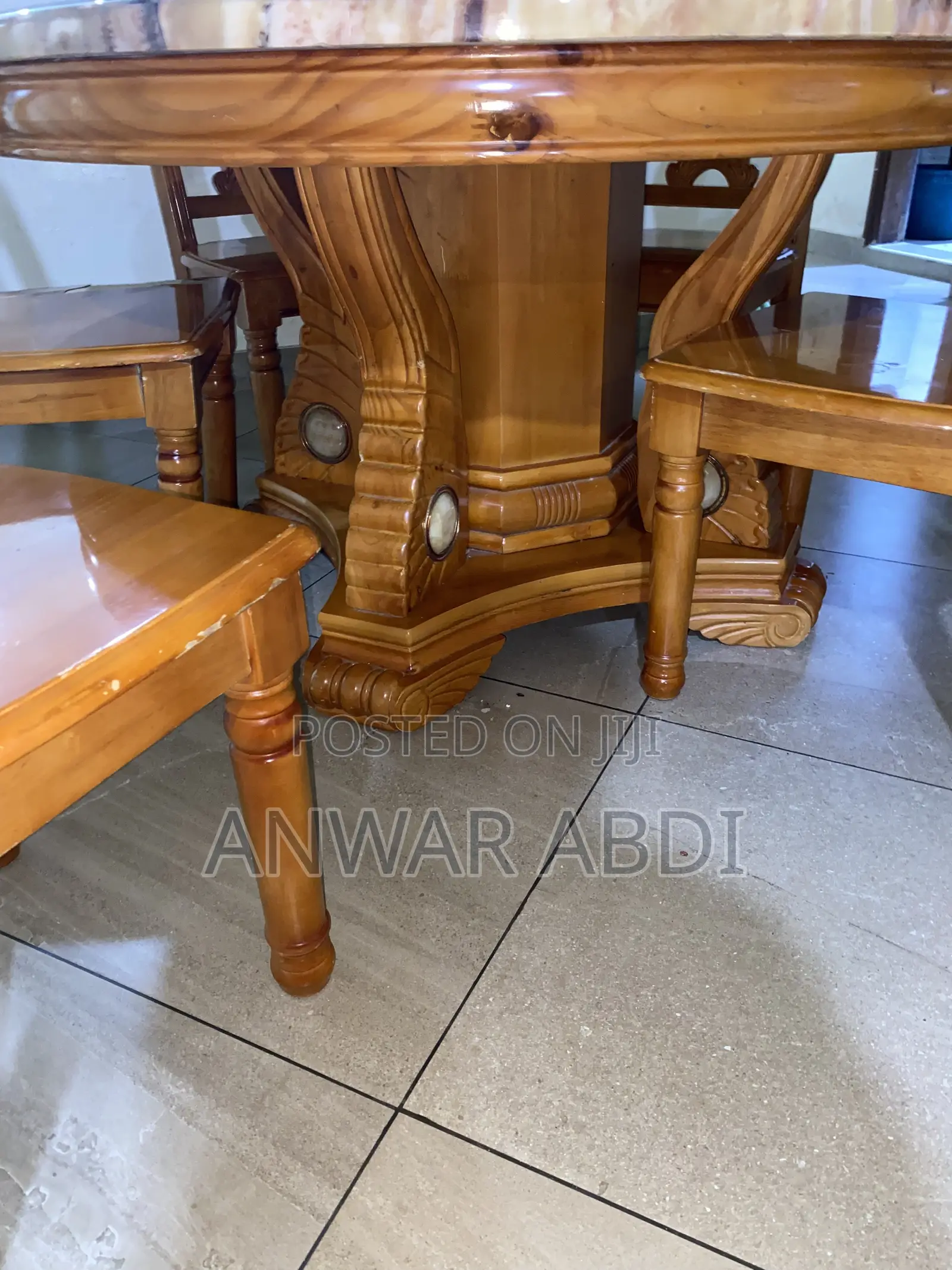 Round Marble Dining Table