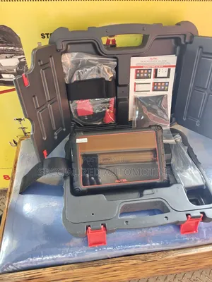 Advanced OBD2 Vehicle Diagnosis Machine Autel Mk900 Scanner