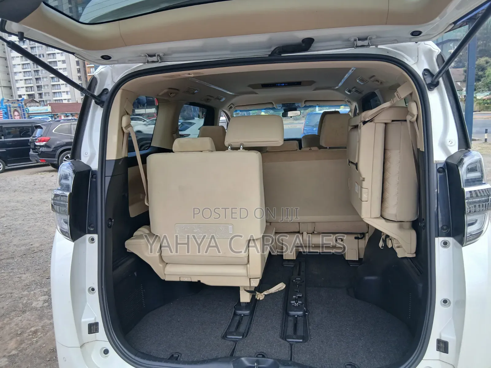 Toyota Vellfire 2019 White