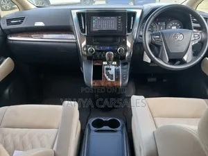 Toyota Vellfire 2019 White