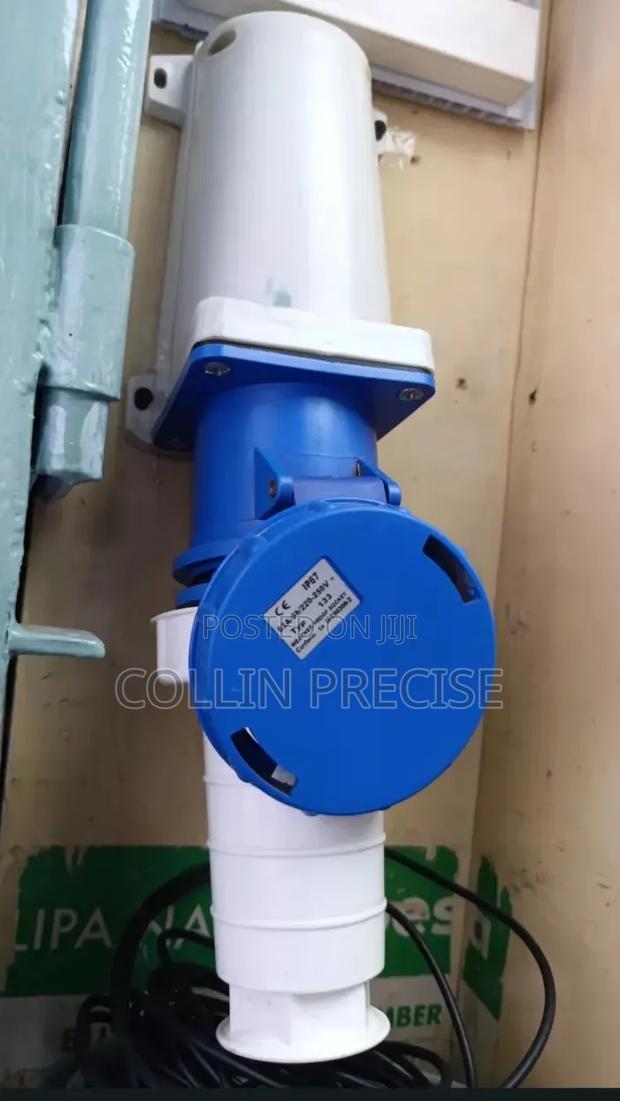 63amps Industrial Socket - thumbnail 2