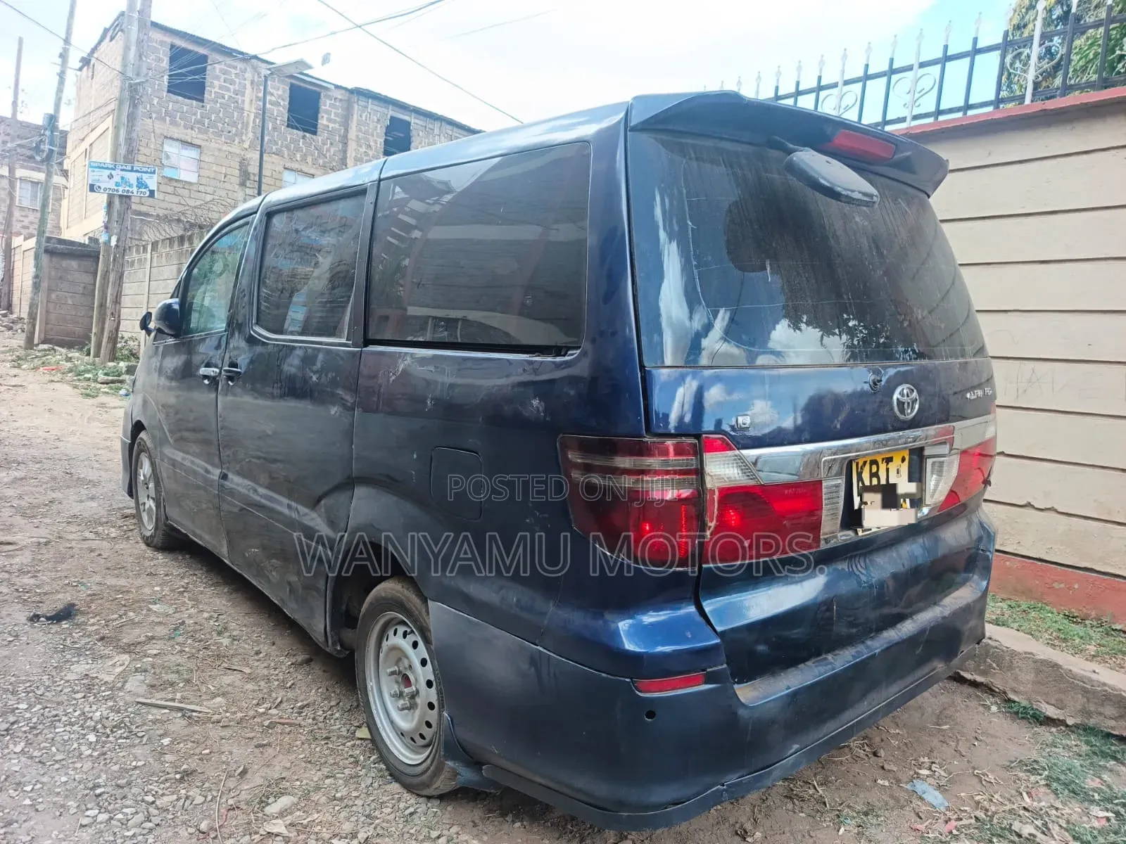 Toyota Alphard 2004 Blue