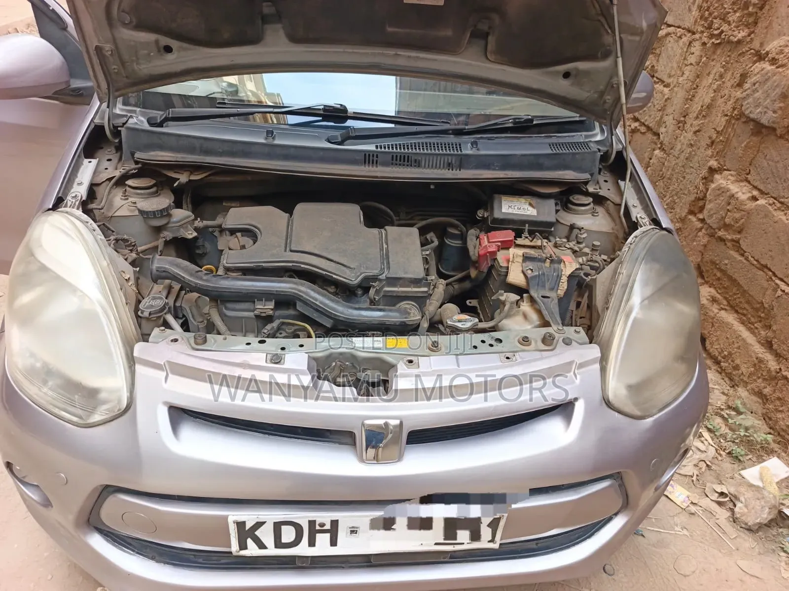 Toyota Passo 2014 Silver