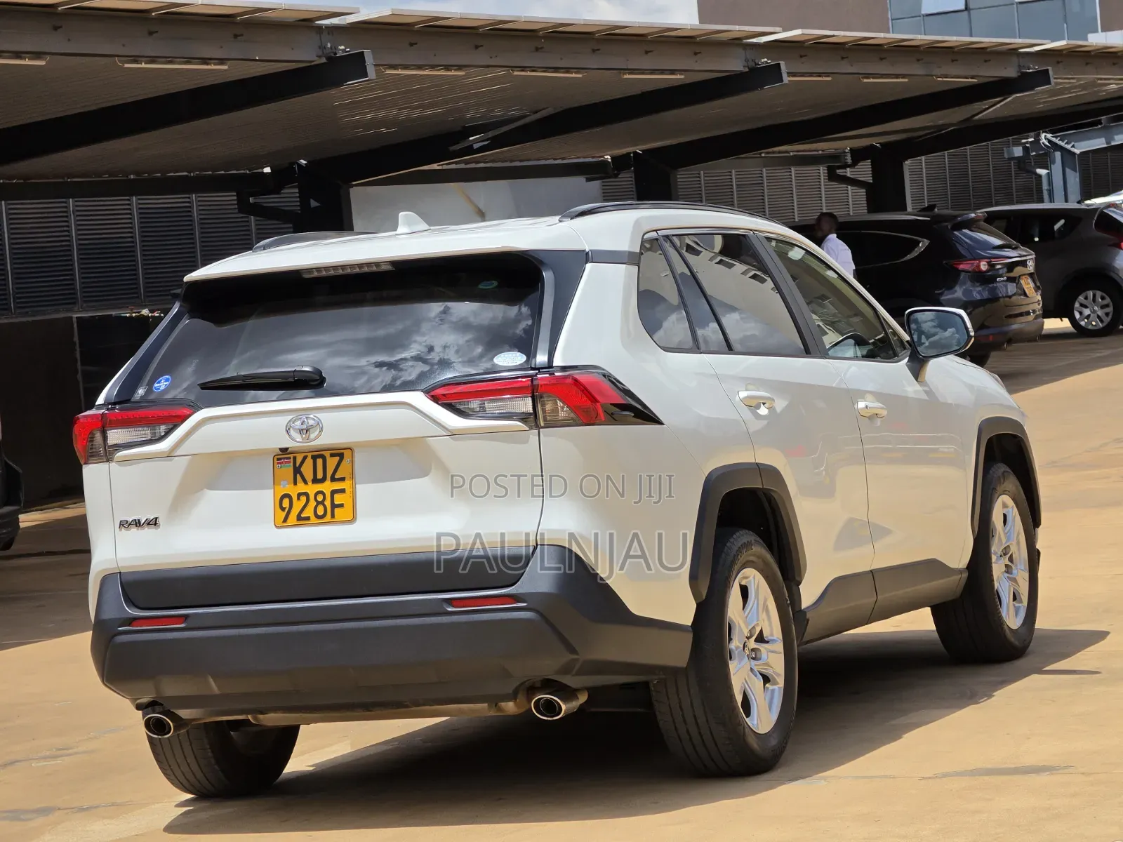 Toyota RAV4 2019 White